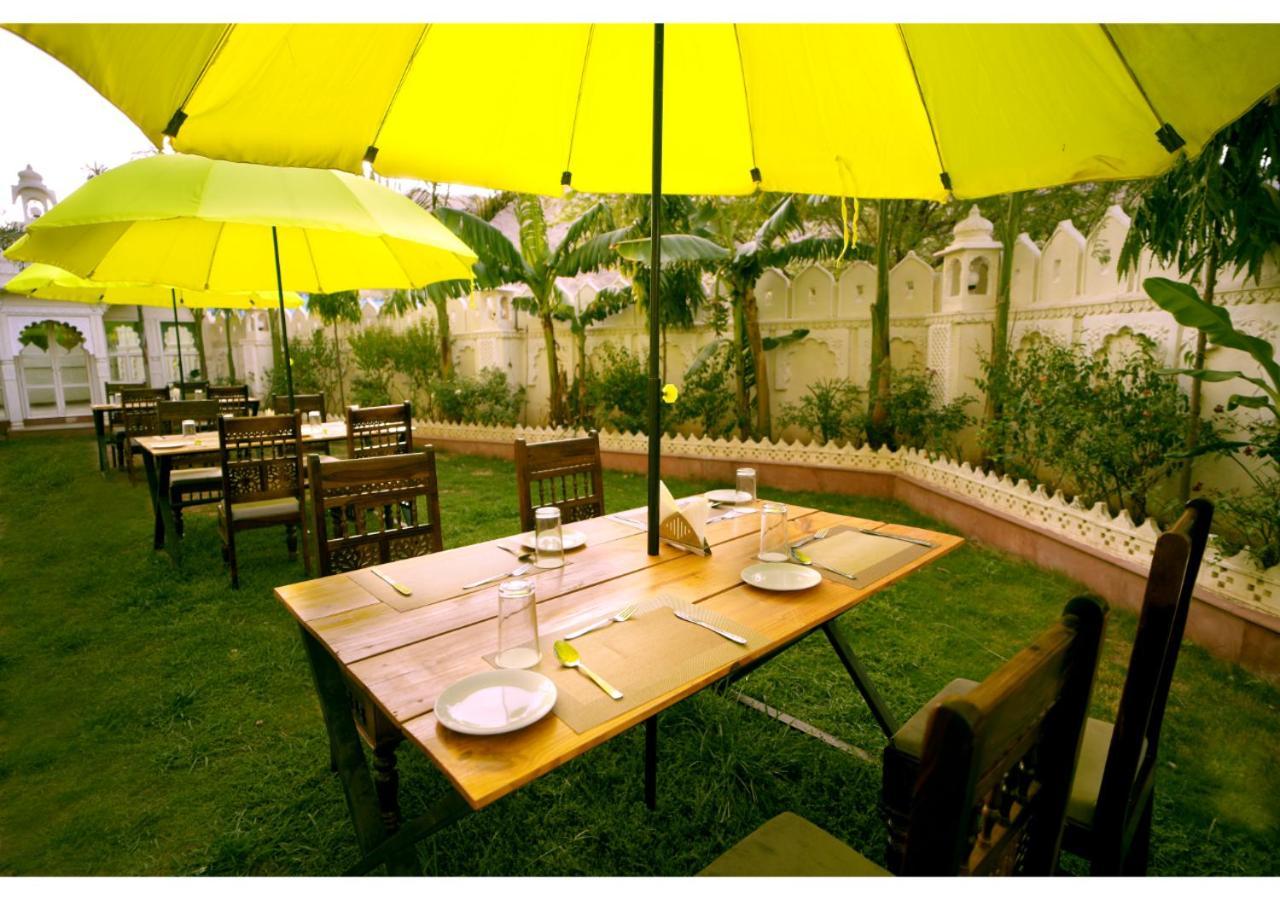 Hotel Raha Udaipur Exterior foto